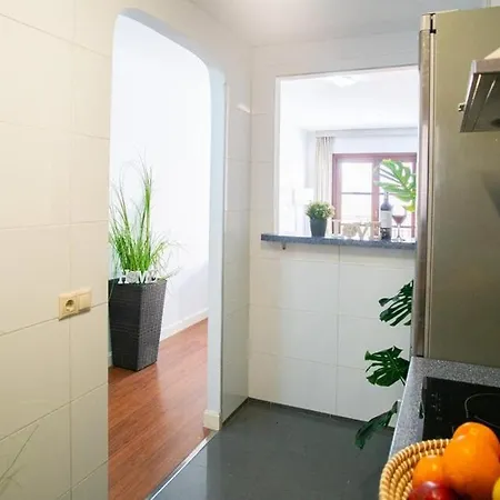 Minimalist Executive With Free Parking - Center * 말라가